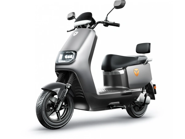 jaszmotor_webshop_z-tech_zt-33a_e8_elektromos_robogo_(2300w,_72v,_23ah,_grafen_+_gyorstolto) galéria