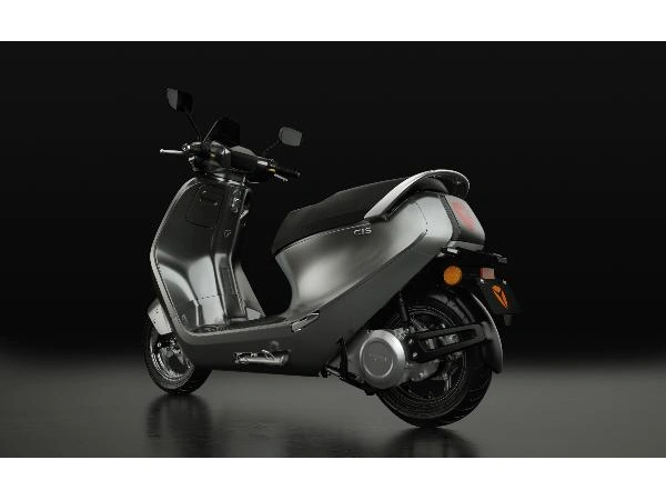 jaszmotor_webshop_z-tech_zt-40_elektromos_robogo_(6000w,_72v,_20ah_x2,_li-ion) galéria