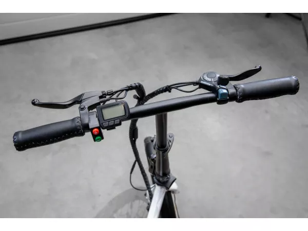 jaszmotor_webshop_z-tech_zt-12_camp_6.0_elektromos_kerekpar_(250w,_36v,_8ah,_li-ion) galéria