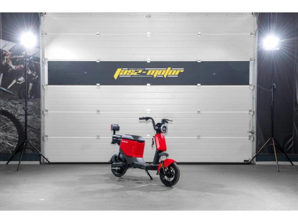 jaszmotor_webshop_z-tech_zt-05-a_u3_elektromos_robogo_(350w,_48v,_13ah,_Ólomsavas) galéria