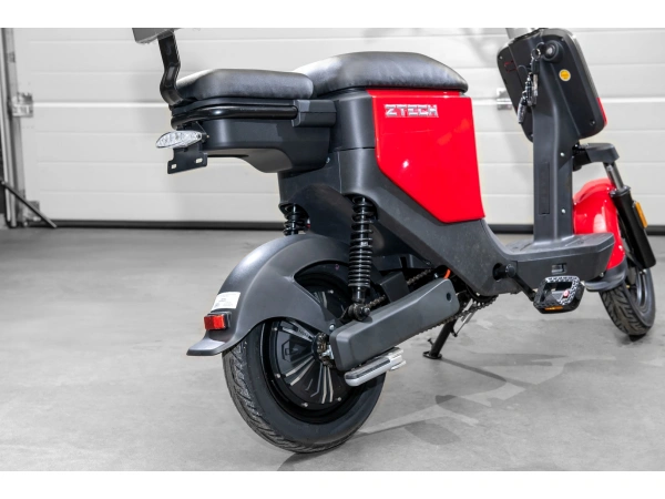 jaszmotor_webshop_z-tech_zt-05-a_u3_elektromos_robogo_(350w,_48v,_13ah,_Ólomsavas) galéria