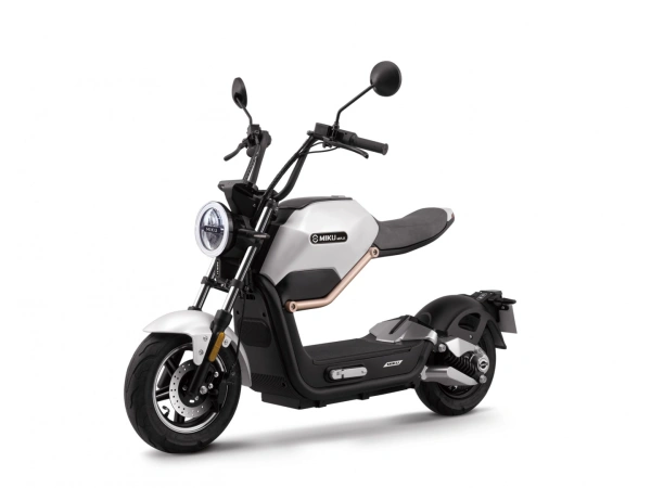 jaszmotor_webshop_z-tech_zt-60-a_miku_max_elektromos_robogo_(800w,_60v,_20ah,_li-ion) galéria