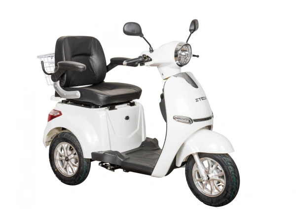 jaszmotor_webshop_z-tech_zt-15-k_6.0_trilux_elektromos_robogo_(900w,_48v,_20ah,_Ólomsavas) galéria