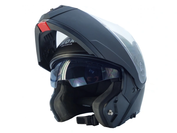 jaszmotor_webshop_horn_h929_matt_fekete_felnyithato_bukosisak_napszemuveggel galéria