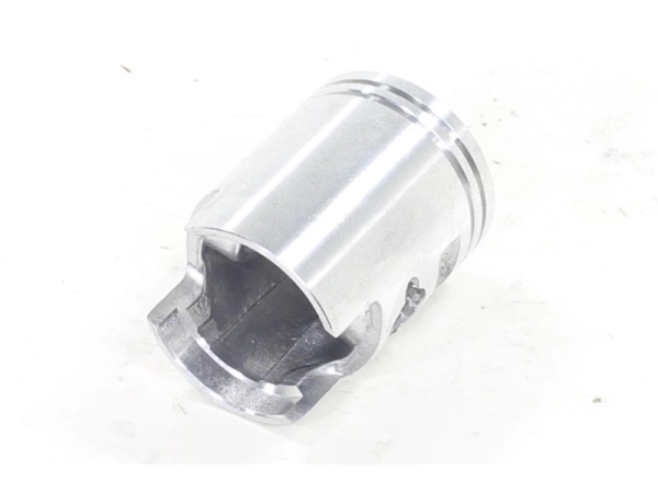 jaszmotor_webshop_hengerszett_2t,_50ccm,_39_mm_sym_jet__mask__red_devil__shark_(12_mm-es_csapszeg)_(leghuteses)_-_mr galéria