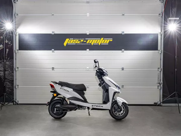 jaszmotor_webshop_z-tech_zt-52b_elektromos_robogo_(1870w,_60v,_23ah,_grafen) galéria