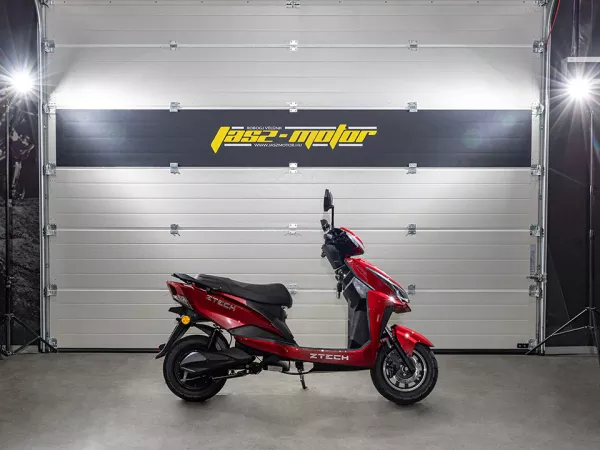 jaszmotor_webshop_z-tech_zt-52b_elektromos_robogo_(1870w,_60v,_20ah,_Ólomsavas) galéria