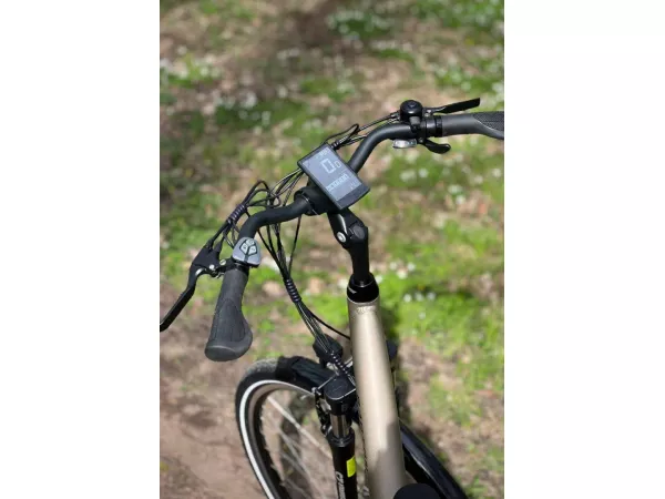 jaszmotor_webshop_barton_e-city_elektromos_kerekpar_28''-os_kerekkel_-_(250w,_36v,_13ah,_li-ion) galéria