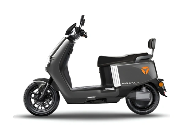jaszmotor_webshop_yadea_epoc_elektromos_robogo_3200w,_72v,_38ah,_grafen_(Új)_-_szurke galéria