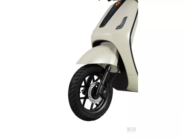 jaszmotor_webshop_yadea_owin_elektromos_robogo_2700w,_72v,_25ah,_grafen_(Új)_-_mentazold galéria