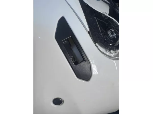jaszmotor_webshop_naxa_f06-c_felnyithato_bukosisak_napszemuveggel_(feher)_(hibÁs_termek) galéria