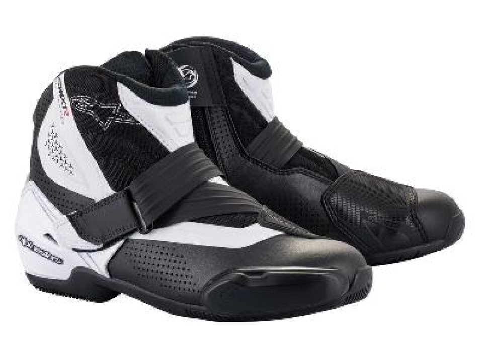 jaszmotor_webshop_alpinestars_-_smx-1_r_vented_2021_motoros_csizma_<br>(fekete_-_feher)