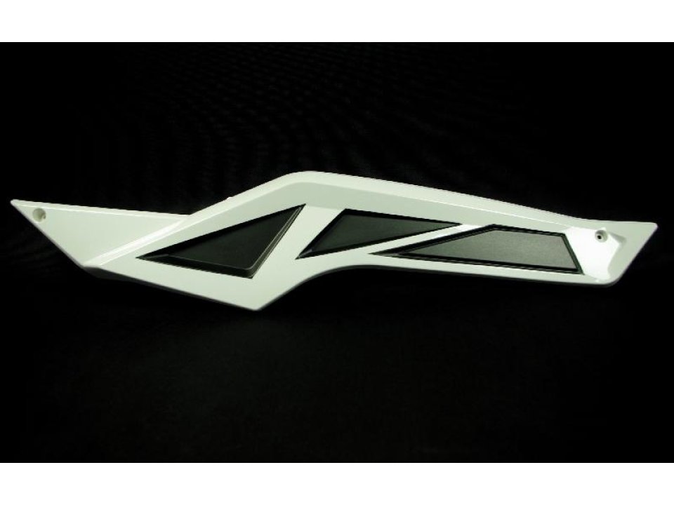 jaszmotor_webshop_jobb_oldali_burkolat_barton_b-max_125ccm_<br>(feher)_-_moretti