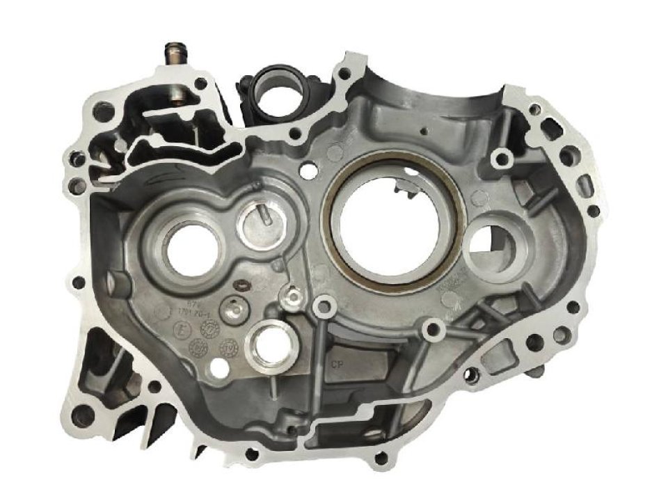 jaszmotor_webshop_blokkfel_ontveny_<br>(bal_oldali)_barton_gp1_blade_r_-_moretti