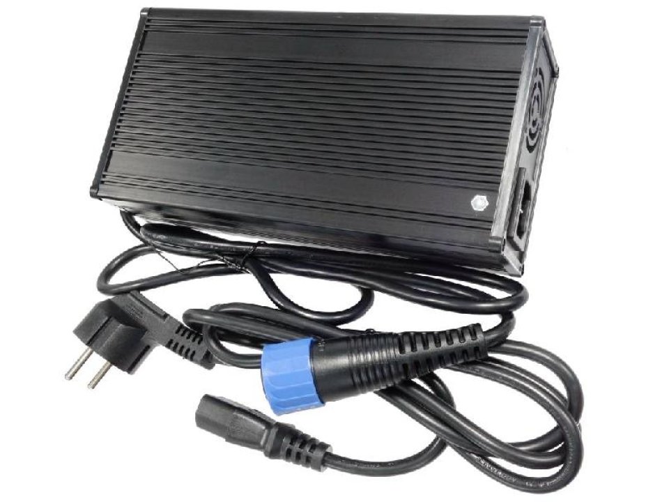 jaszmotor_webshop_akkumulator_tolto_barton_e-max_one_-_moretti