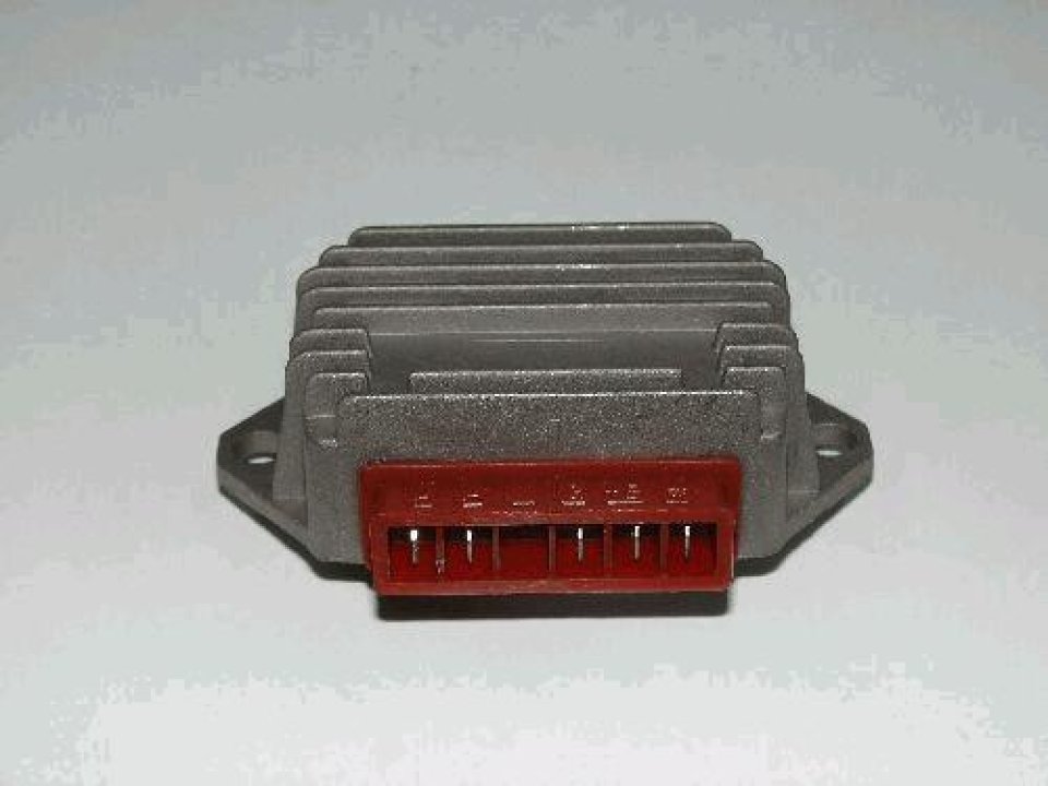 jaszmotor_webshop_feszultseg_szabalyzo_piaggio_typhoon____sfera____vespa_<br>(rms)