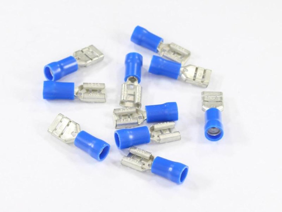 jaszmotor_webshop_kabelsaru_szigetelt_6,_3_mm_<br>(1,_5-2,_5_mm)_<br>(kek)_10db_-_mr