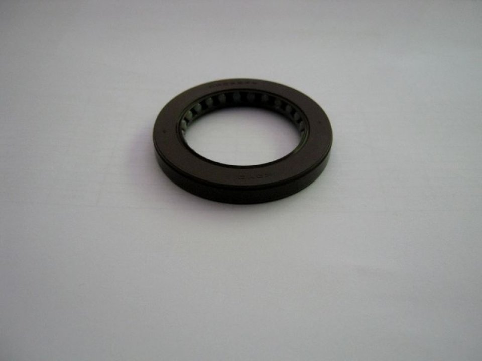 jaszmotor_webshop_hatso_kerekagy_szimering_suzuki_lta_700___750_-_61616-31g00