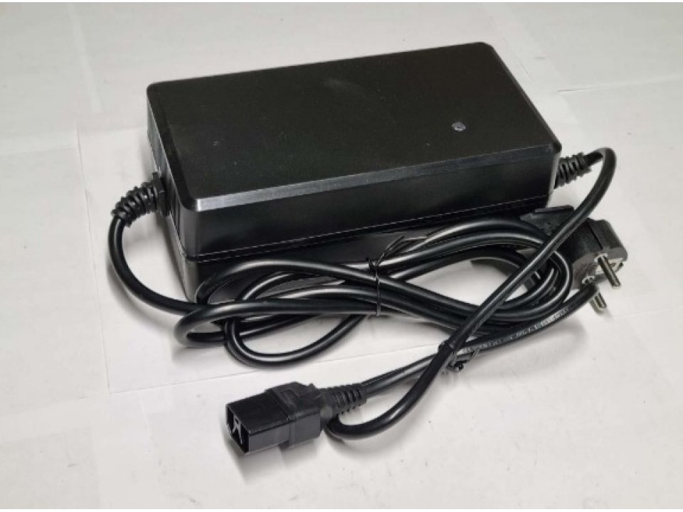 jaszmotor_webshop_grafen_akkumulator_gyorstolto_72v_20a_<br>(10a)