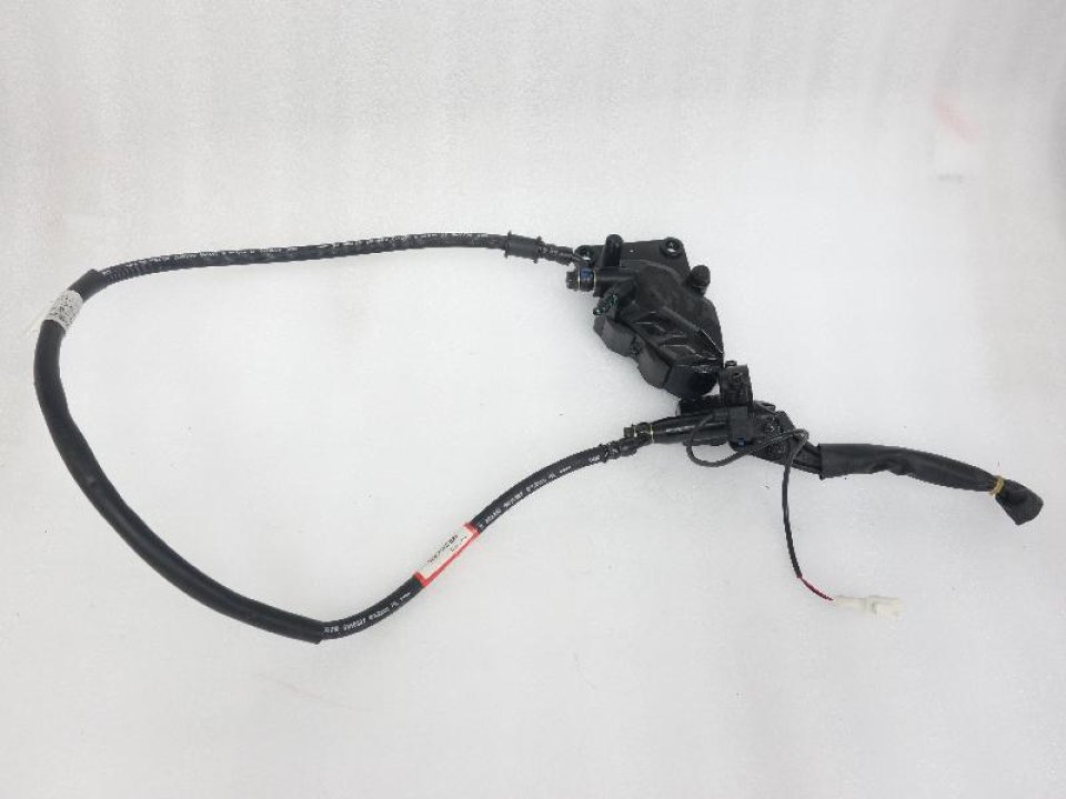 jaszmotor_webshop_fekrendszer_elso_barton_evivo