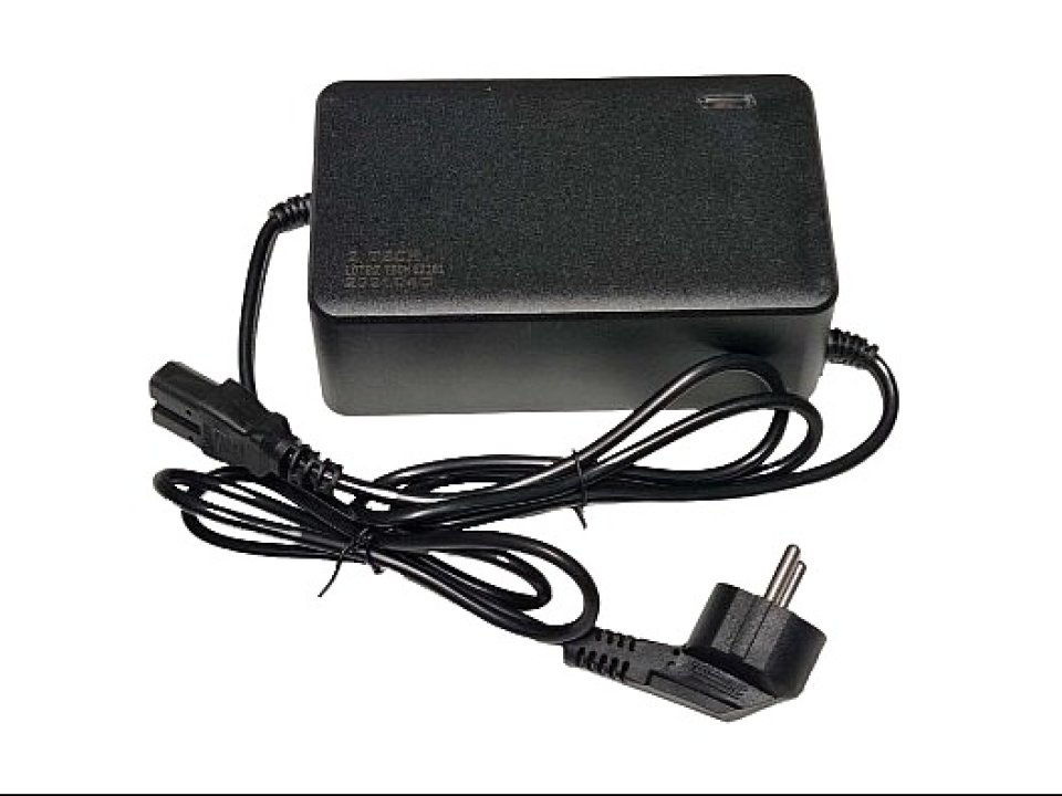 jaszmotor_webshop_akkumulator_tolto_z-tech_48v,__1,_8a,__lapos_csatlakozos