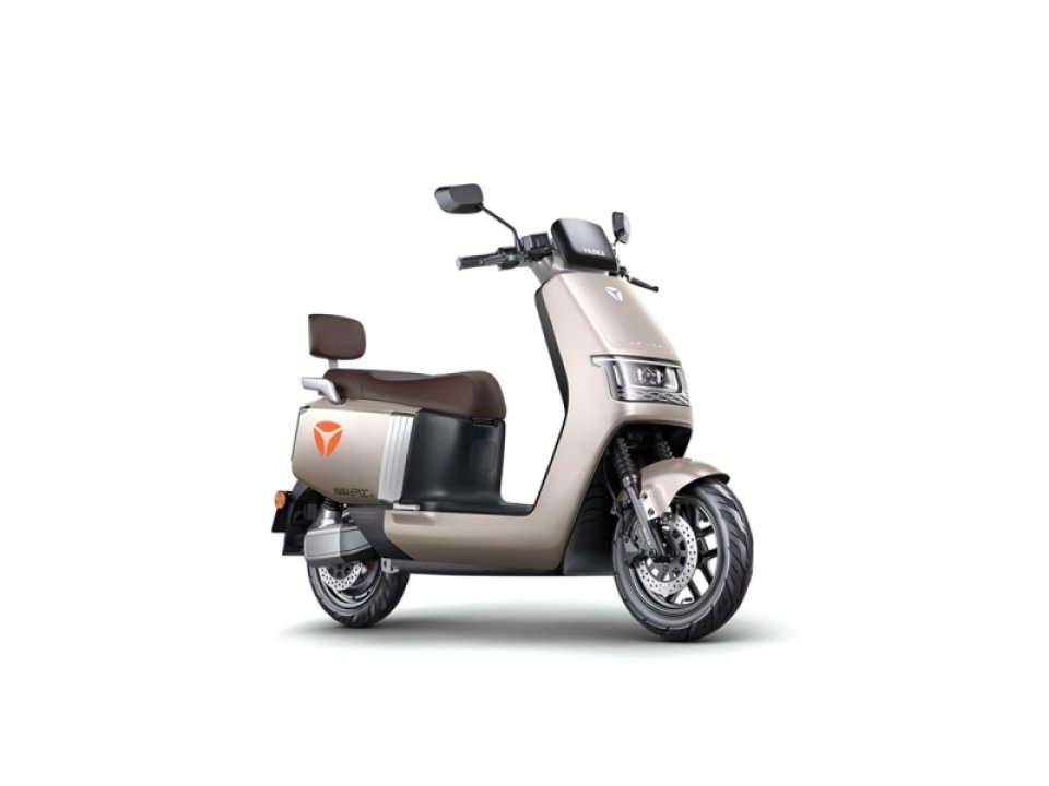 jaszmotor_webshop_yadea_epoc_elektromos_robogo_3200w,_72v,_38ah,_grafen_(Új)_-_arany