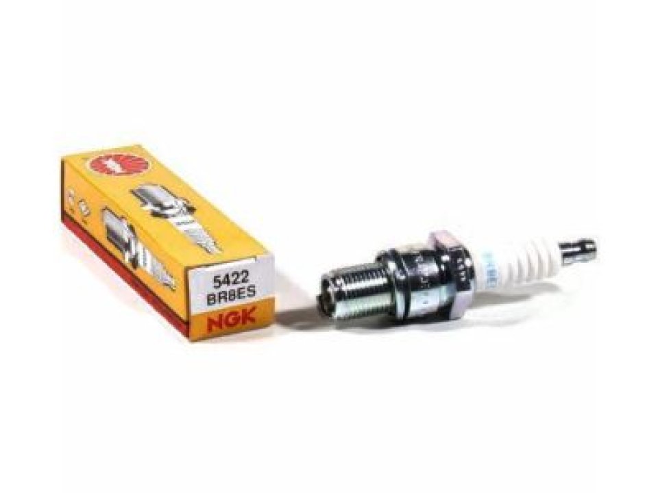 jaszmotor_webshop_gyertya_ngk_br8es