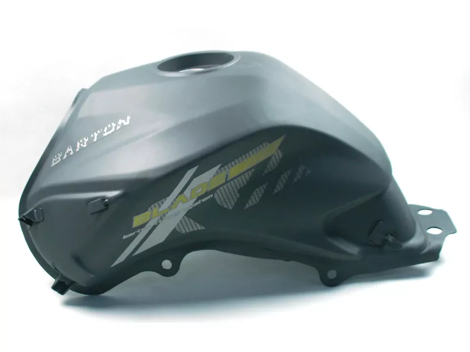 jaszmotor_webshop_benzínová_nádrž_barton_blade_125_(čierno-zlatá)_-_moretti